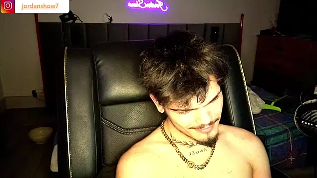 JordanShow webcam