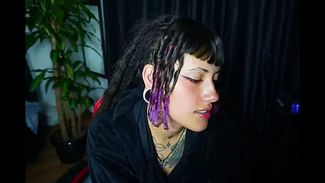 _sharlotte777 webcam