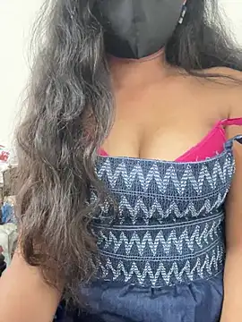 sexy-riya43 webcam