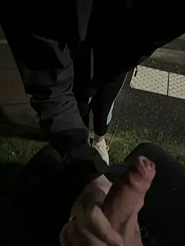 roroandjujuLoveX webcam