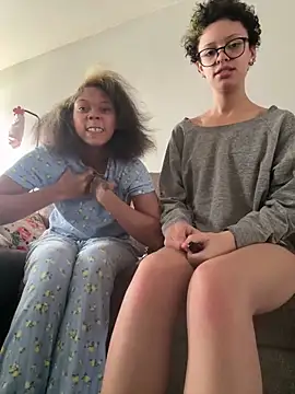 jojosbizarrelyf webcam