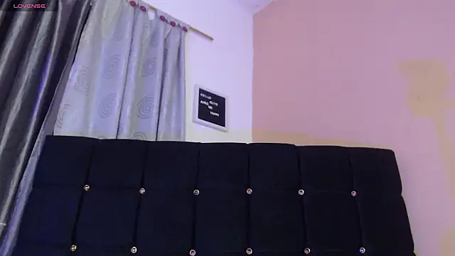 charlotte_brawn webcam