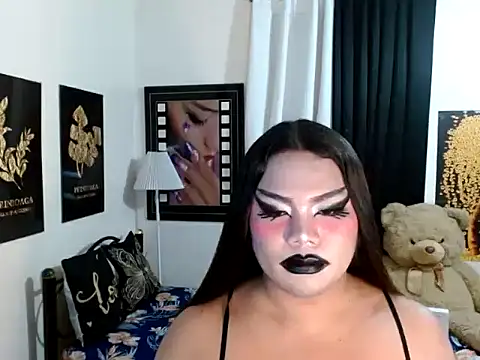 TSbrianaHugeCock webcam