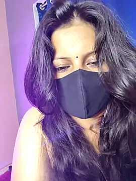 Webcam Model (noty_girl2)  is live.Free join now!