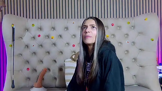 playfulshow - PlayfulShow's free webcam - UK Sex Cams