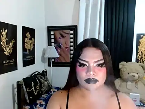 TSbrianaHugeCock webcam