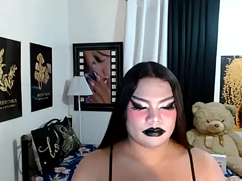 TSbrianaHugeCock webcam