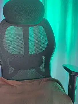 miss-Riya-00100 webcam