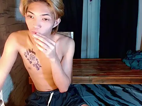 addicted_to_alex webcam