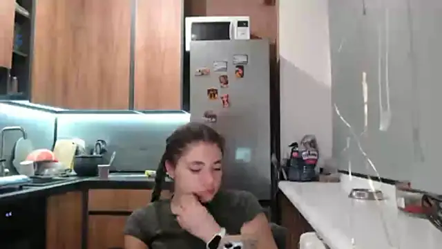 delightful_sofi webcam