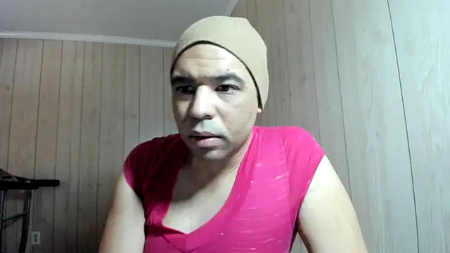 NaturalBeautyQueen webcam