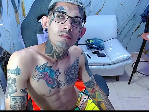 Boy_tatto77 webcam