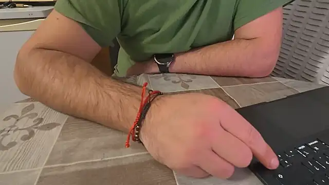 tarkan1 - TARKAN1's free webcam - UK Sex Cams