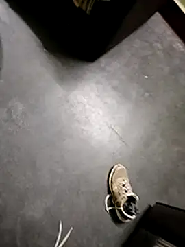 loyalboy_0052 - Loyalboy_0052's free webcam - UK Sex Cams