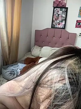 VictoriaGerard_Pink webcam