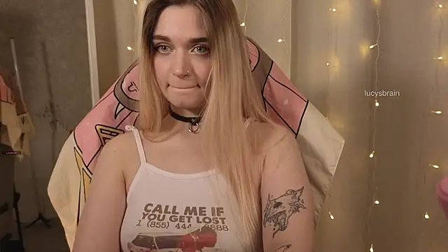 lucylucious webcam
