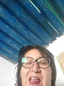 clarita_01 - Clarita_01's free webcam - UK Sex Cams