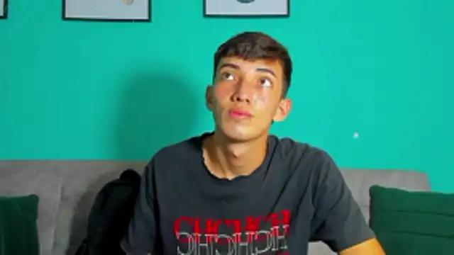 maikol_ortiz - Maikol_Ortiz's free webcam - UK Sex Cams