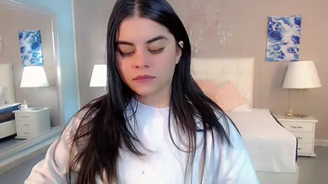 _Maddison_Ivanova_ webcam