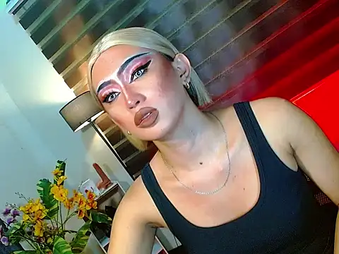 HOLLYWOOD_QUEEN_88 webcam