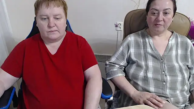 Bertie_Adeline webcam