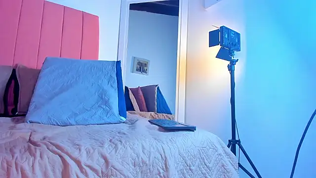 rose_thompson19 webcam