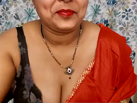 your_urvi_ - YOUR_URVI_'s free webcam