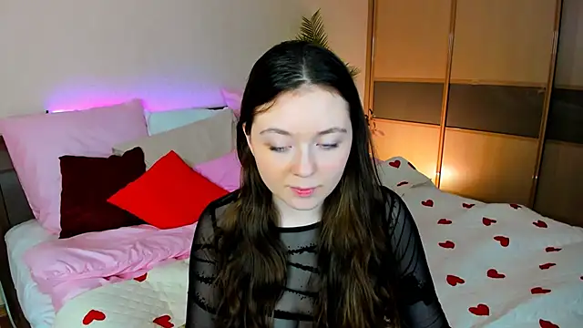 AlluringLookk webcam