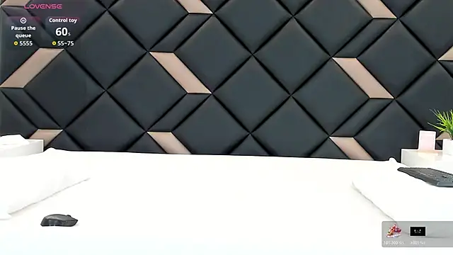 GeraldineSandoval webcam