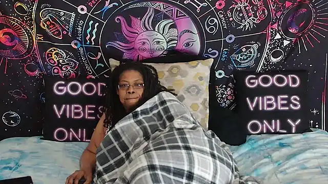 RENAESPLEASUREPALACE webcam