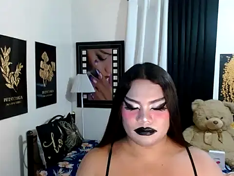 TSbrianaHugeCock webcam