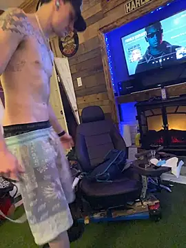 Twist_N_Tease webcam