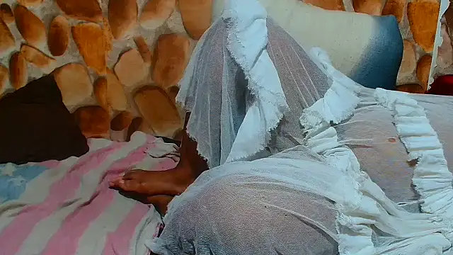 AfricanBigAssxx98 webcam