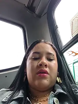 Kendra-daring webcam