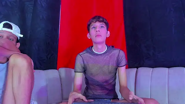 Pleasure_boys_hot webcam