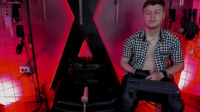 MrJustin_Brianna_BDSM webcam