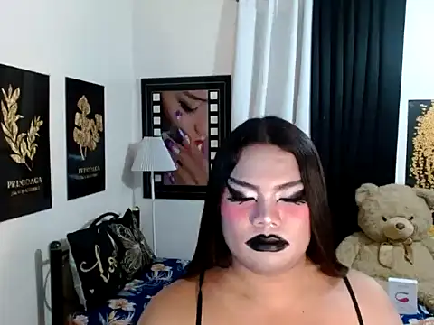 TSbrianaHugeCock webcam