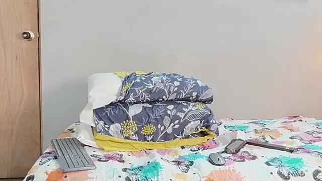 cutielittleebonyy webcam