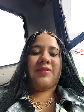 Kendra-daring webcam