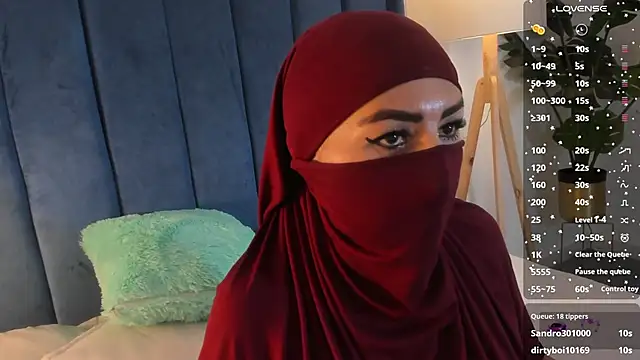 _jamiila (F milf) - Fuck pussy with dildo 🍆