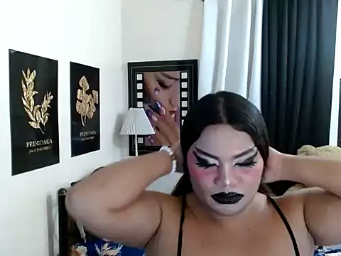 TSbrianaHugeCock webcam