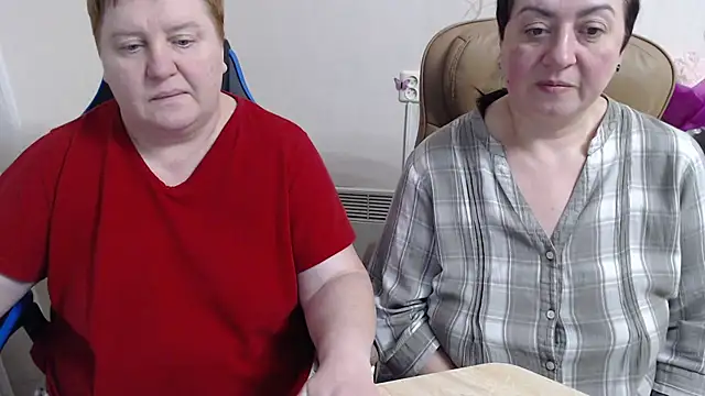 Bertie_Adeline webcam