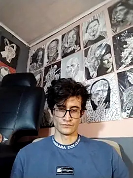 Loggan_donnelly webcam