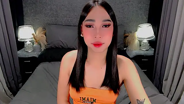 saphira_fucks webcam