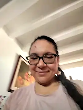 isabella_goddess2023 webcam