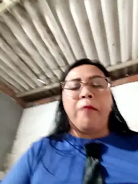 Dirty-Momm-Divorced-Hot webcam