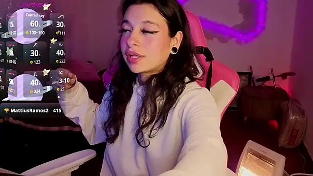 larah_uwu webcam