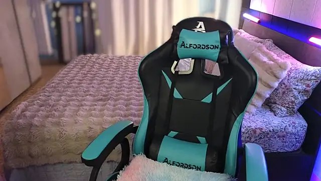 AnastasiaAniess webcam