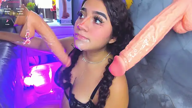 mia_cataleiya webcam