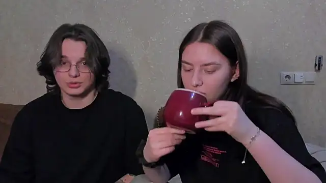 love_lina_muuur webcam